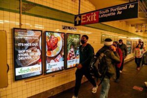 FreshDirect, a grocery delivery service based in NYC, launched a digital-out-of-home (DOOH) campaign promoting different recipes to subway commuters depending on the current weather.